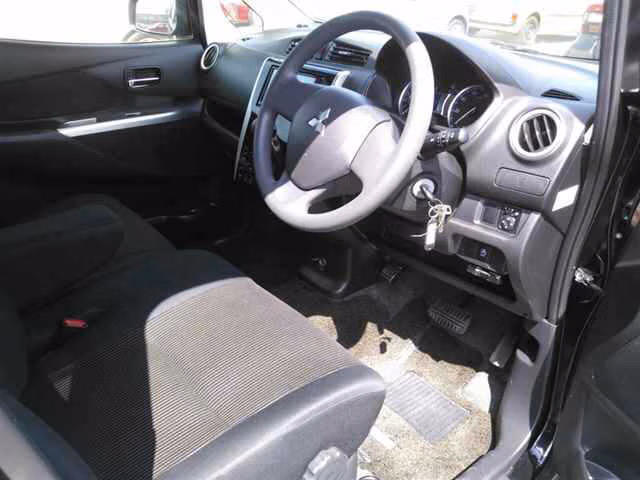 MITSUBISHI EK CUSTOM
