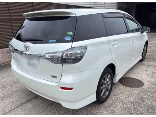 TOYOTA WISH