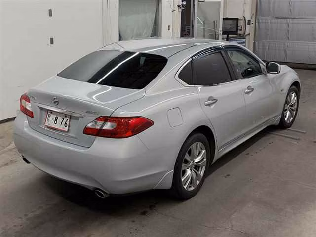 NISSAN FUGA