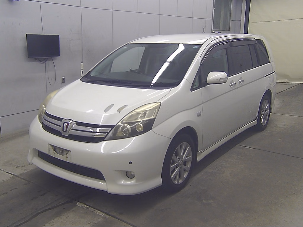 TOYOTA ISIS
