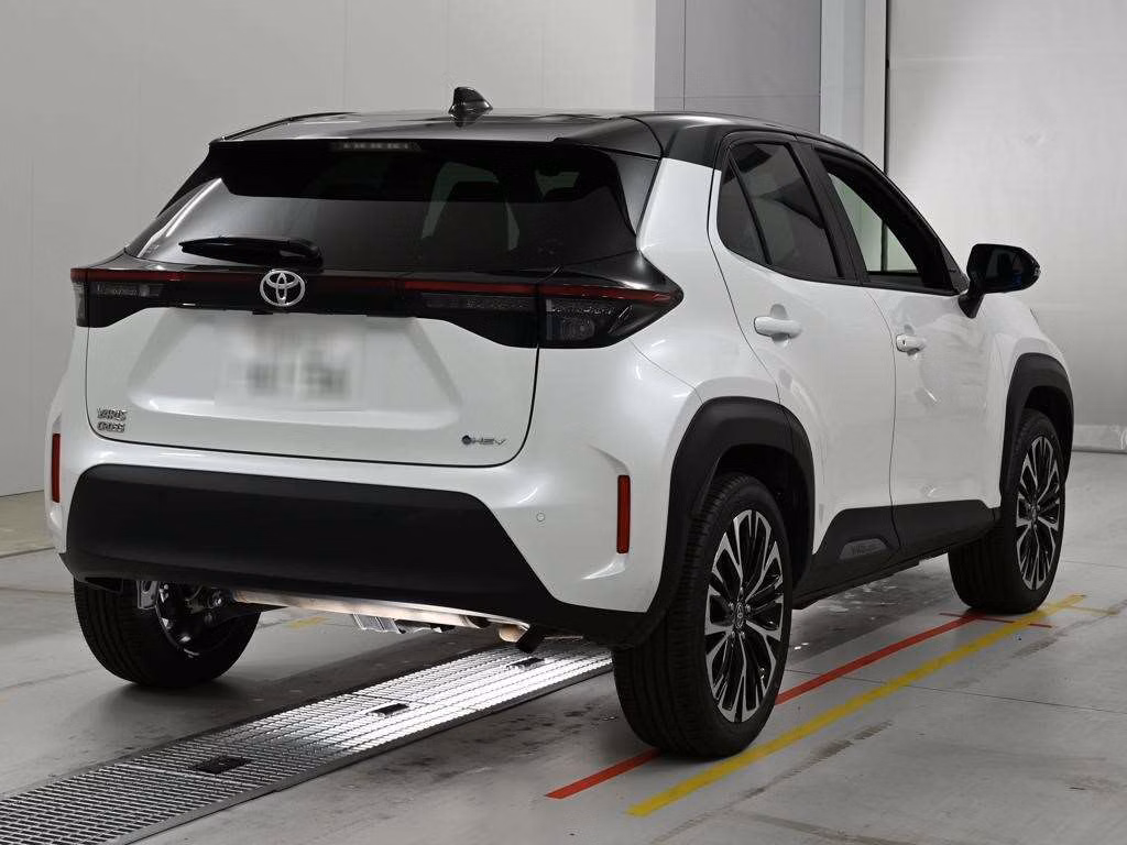 TOYOTA YARIS CROSS