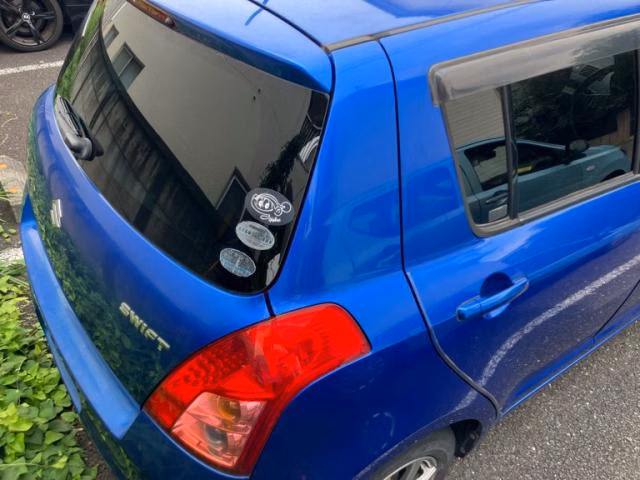 SUZUKI SWIFT