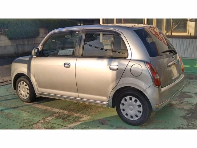 DAIHATSU MIRA GINO