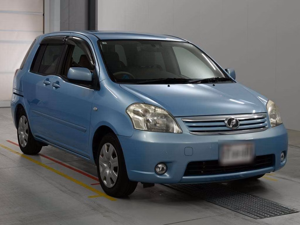 TOYOTA RAUM