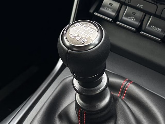 SUBARU BRZ