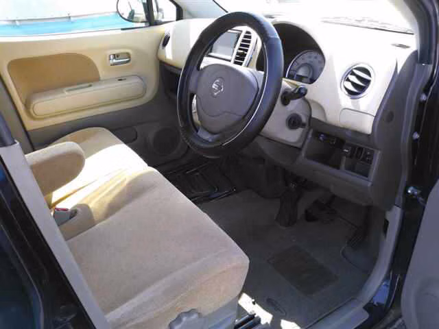 NISSAN MOCO