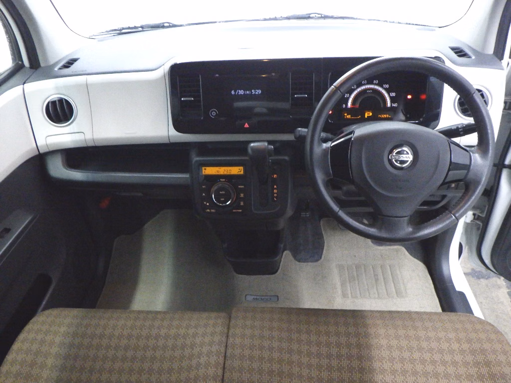 NISSAN MOCO