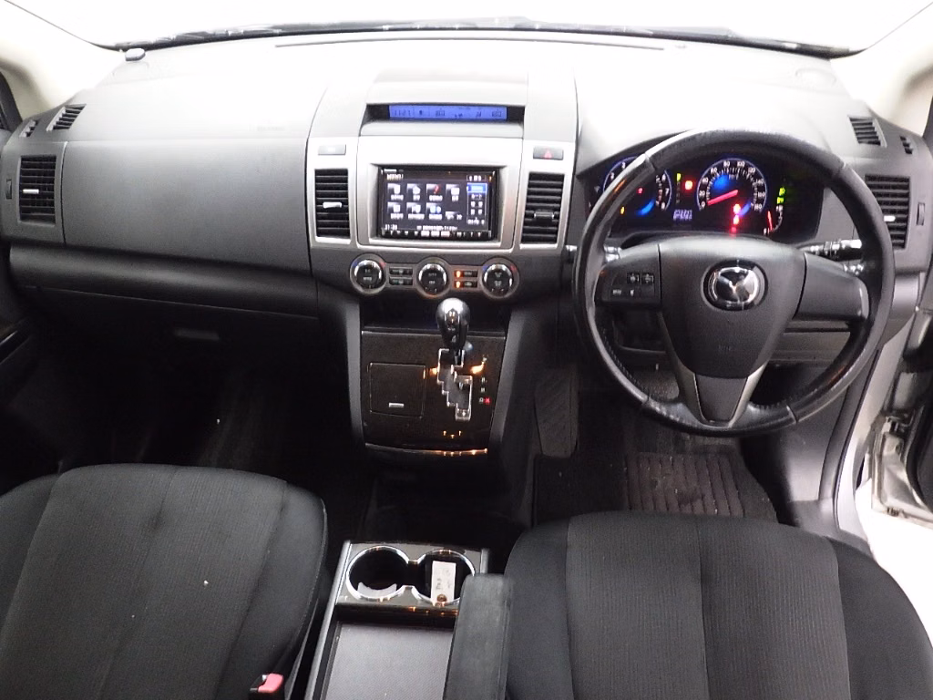 MAZDA MPV