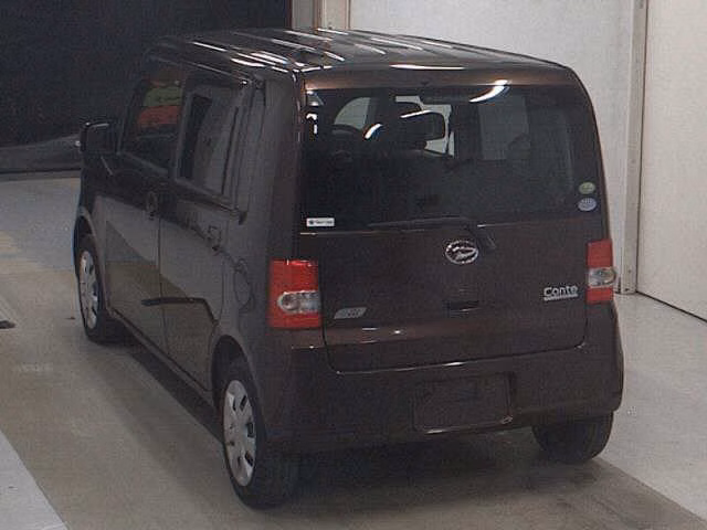 DAIHATSU MOVE CONTE