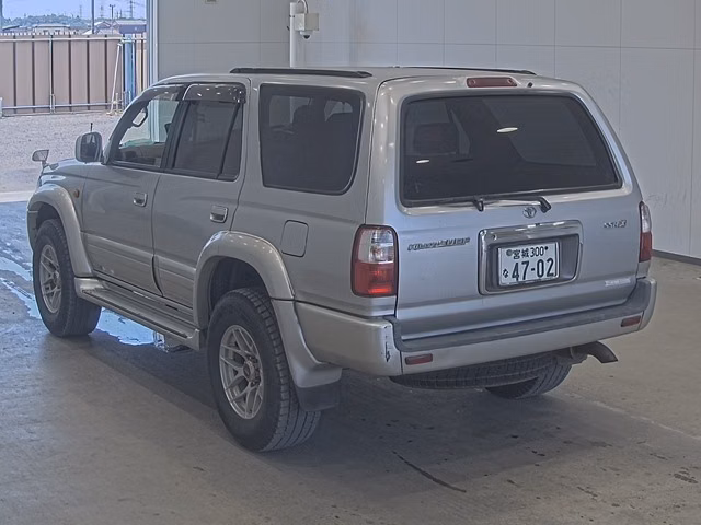 TOYOTA HILUX SURF