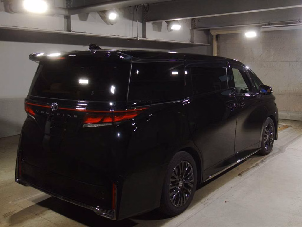 TOYOTA VELLFIRE