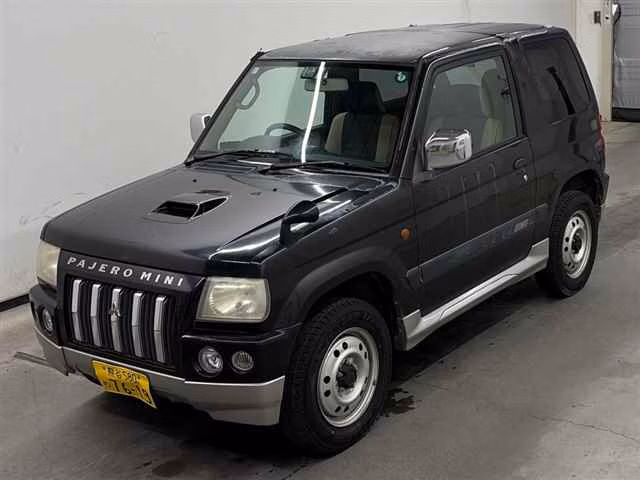 MITSUBISHI PAJERO MINI