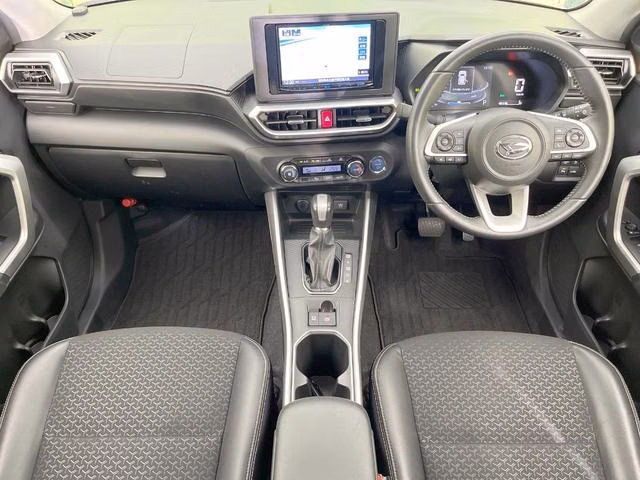 DAIHATSU ROCKY