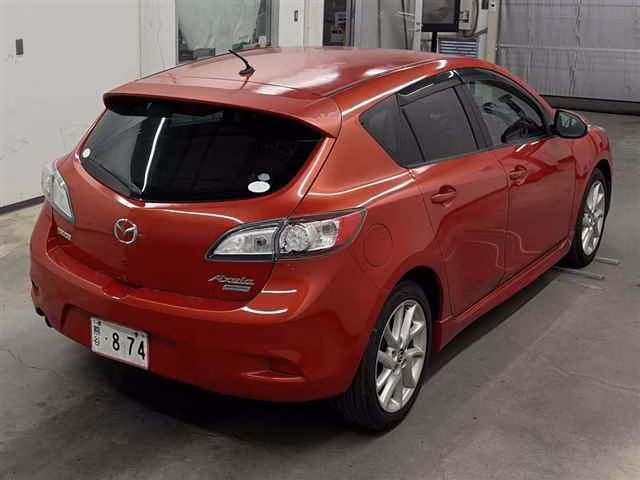MAZDA AXELA