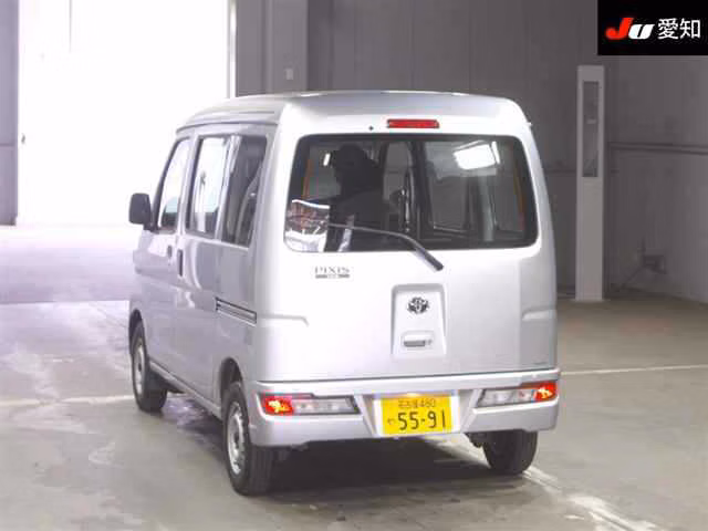 TOYOTA PIXIS VAN