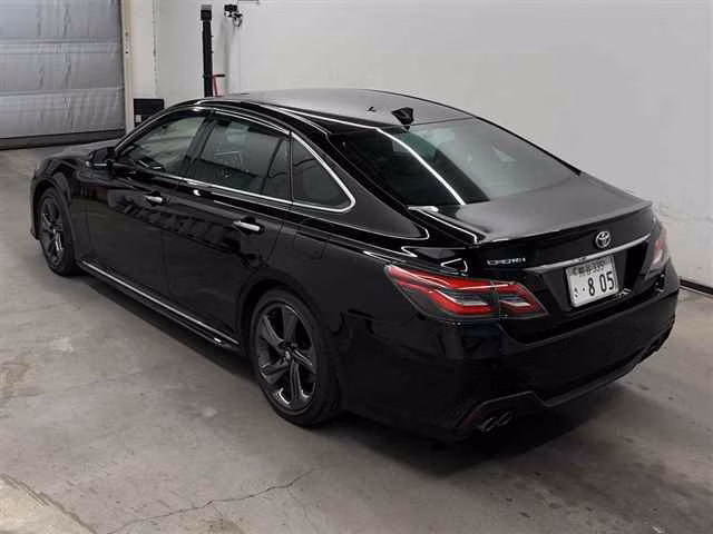 TOYOTA CROWN