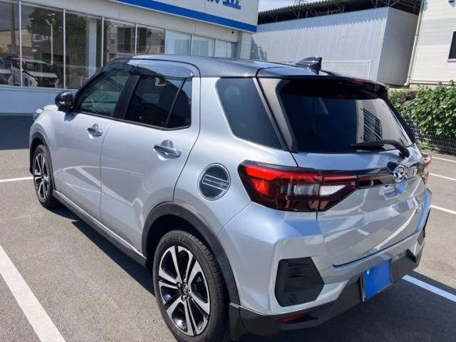 DAIHATSU ROCKY