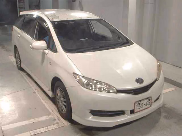 TOYOTA WISH