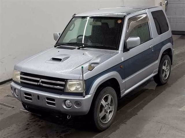 MITSUBISHI PAJERO MINI