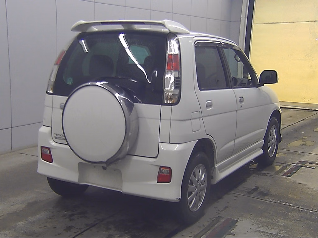 DAIHATSU TERIOS KID