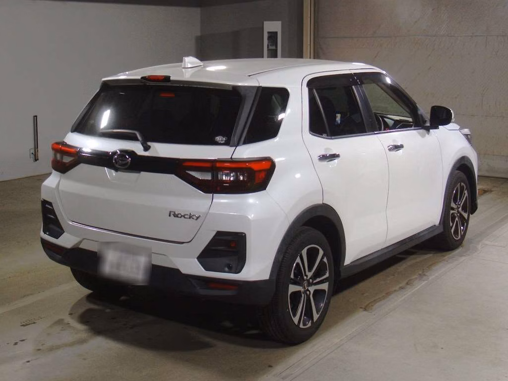 DAIHATSU ROCKY