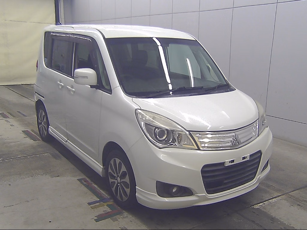 MITSUBISHI DELICA D:2