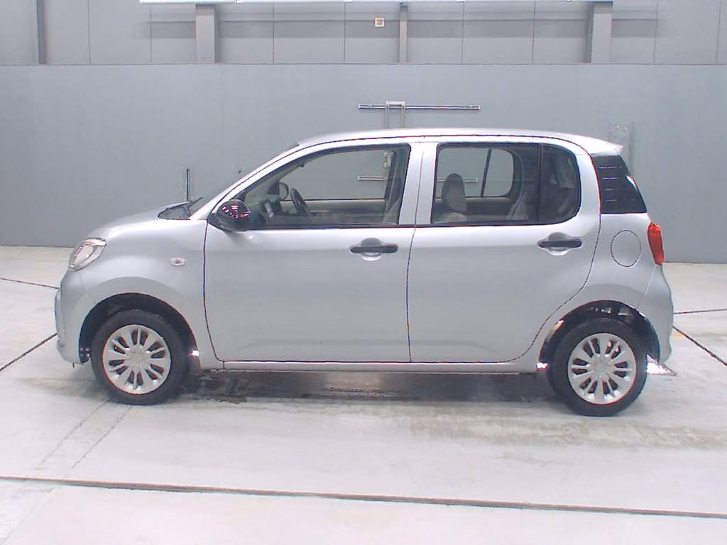 DAIHATSU BOON