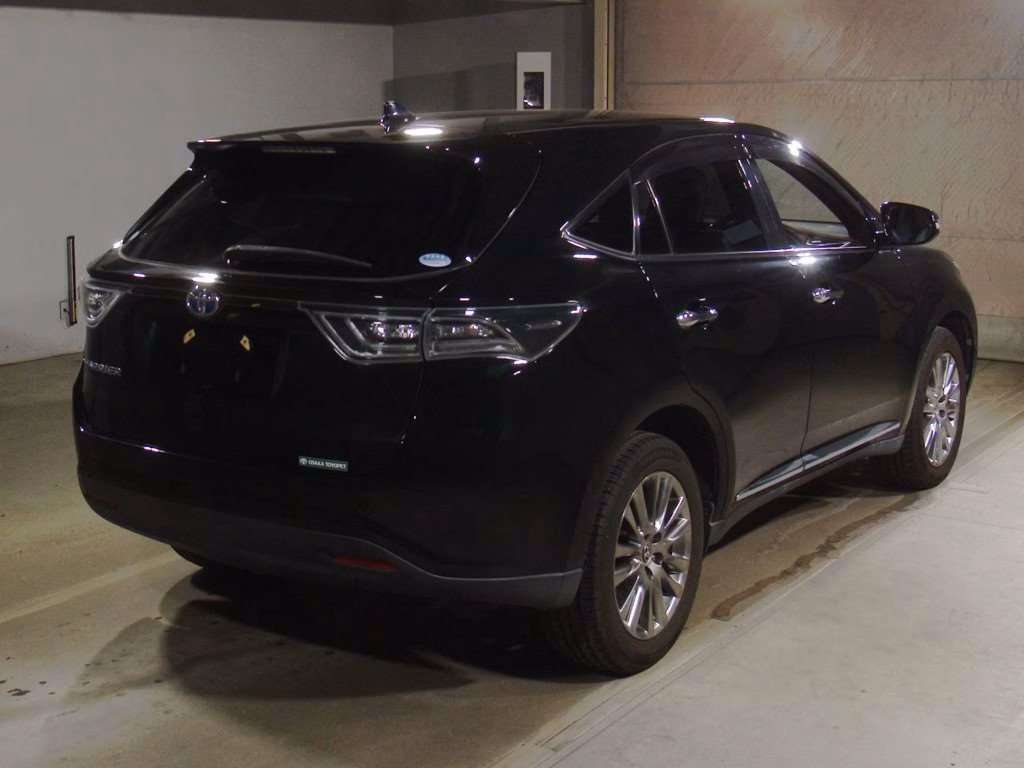 TOYOTA HARRIER