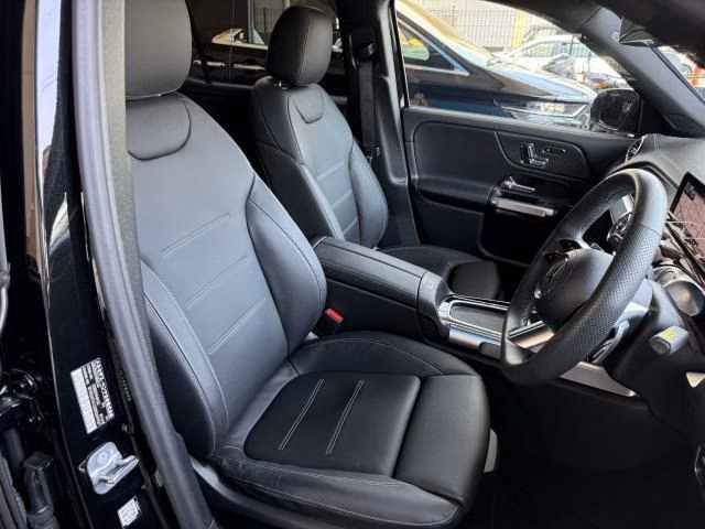 MERCEDES-BENZ GLB-CLASS
