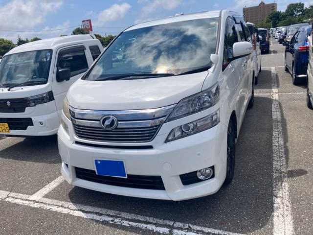 TOYOTA VELLFIRE