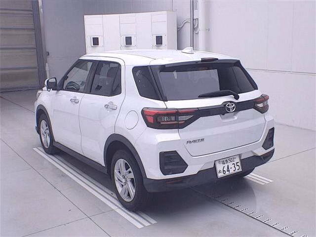TOYOTA RAIZE
