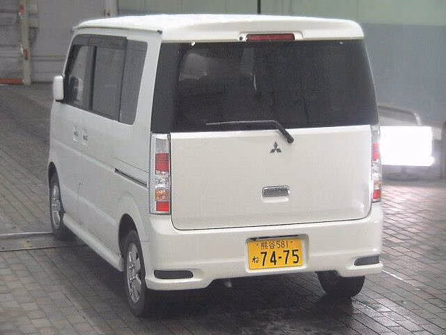MITSUBISHI TOWN BOX