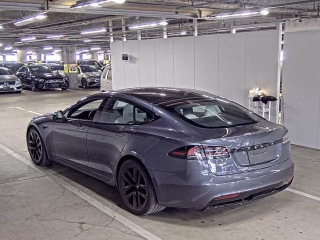 TESLA MODEL S