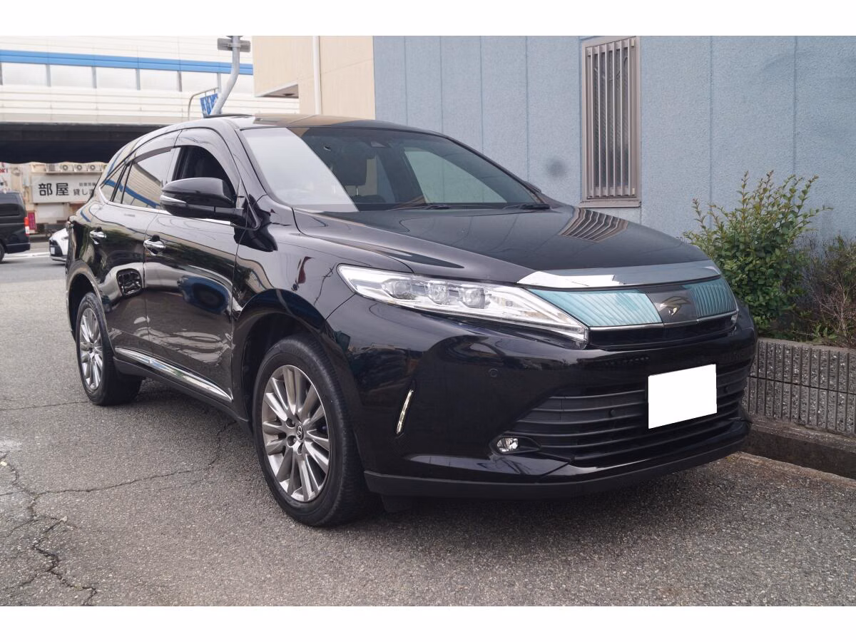 TOYOTA HARRIER