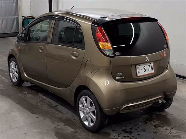 MITSUBISHI I