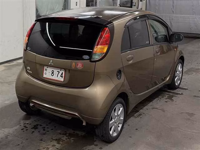 MITSUBISHI I
