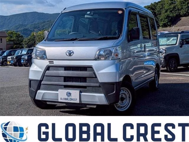 TOYOTA PIXIS VAN