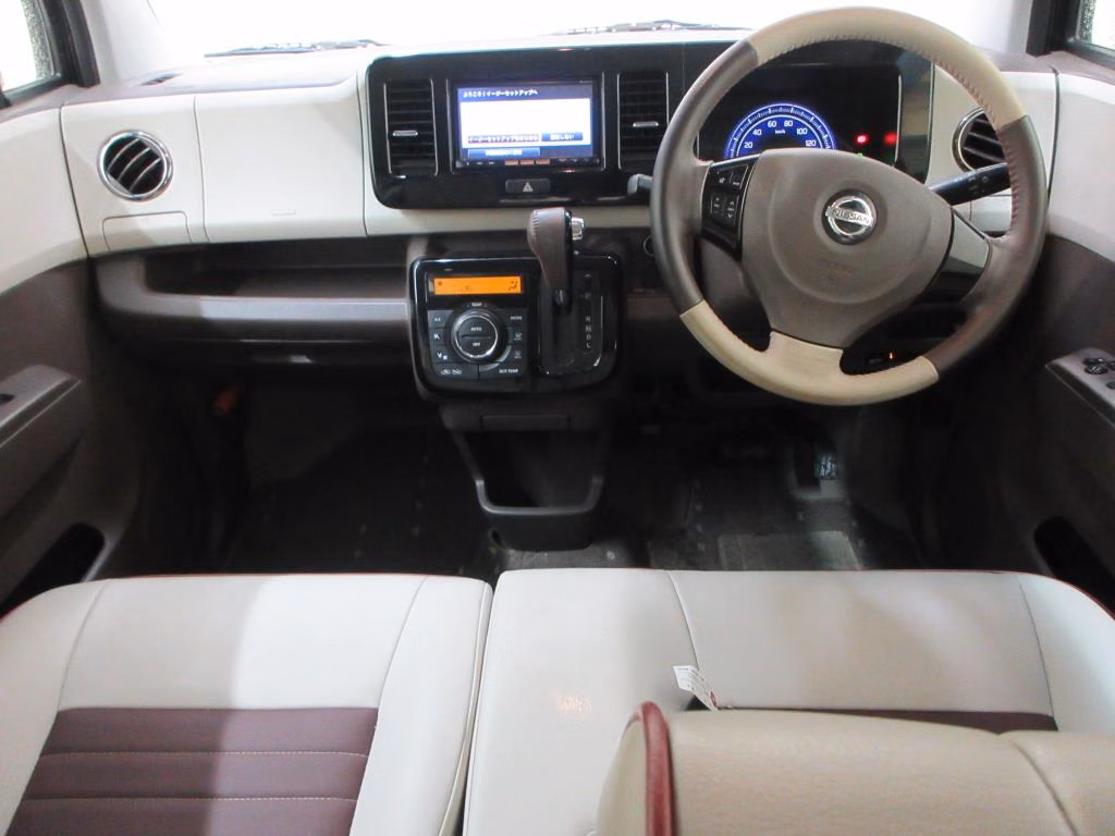 NISSAN MOCO