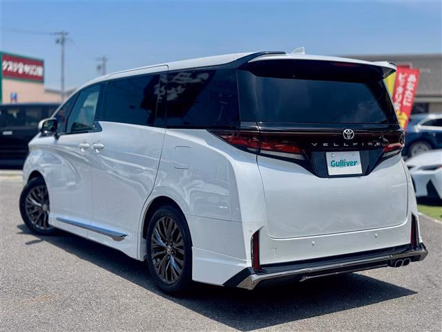 TOYOTA VELLFIRE