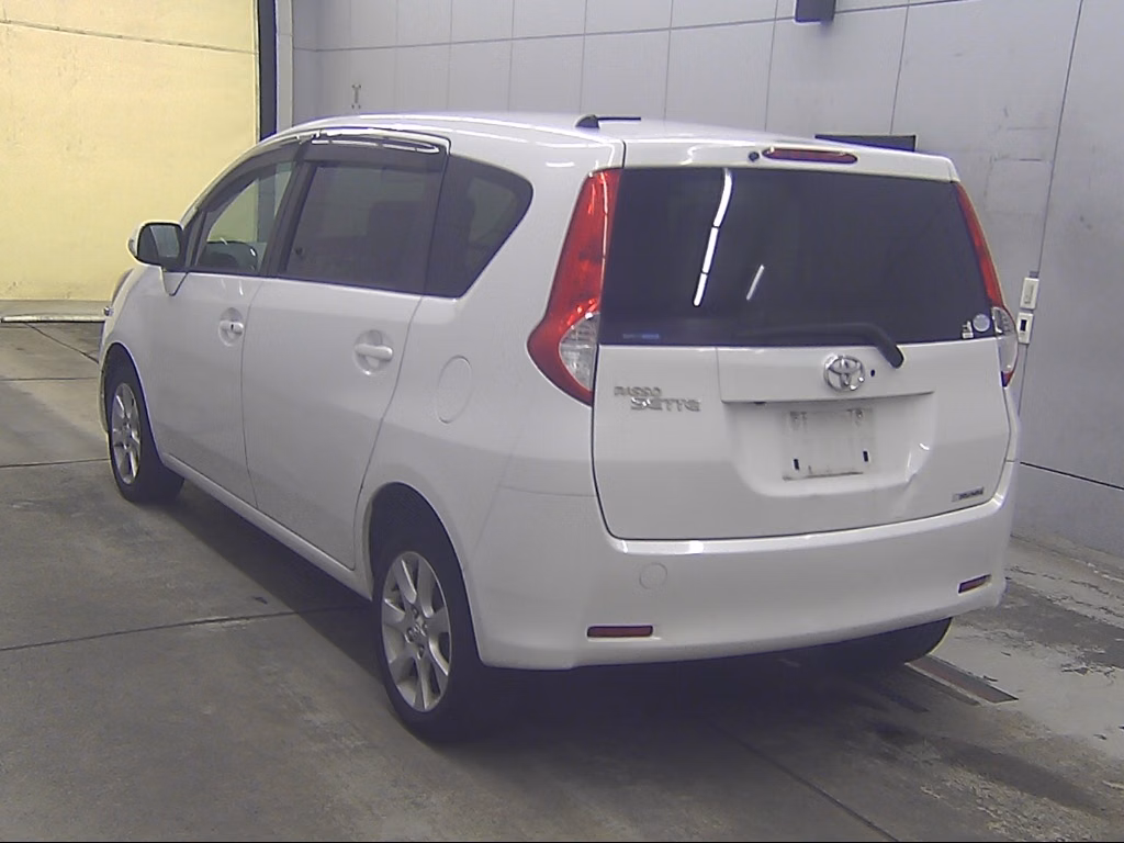 TOYOTA PASSO SETTE