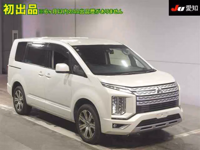 MITSUBISHI DELICA D:5