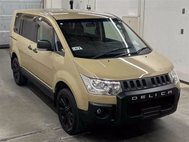 MITSUBISHI DELICA D:5