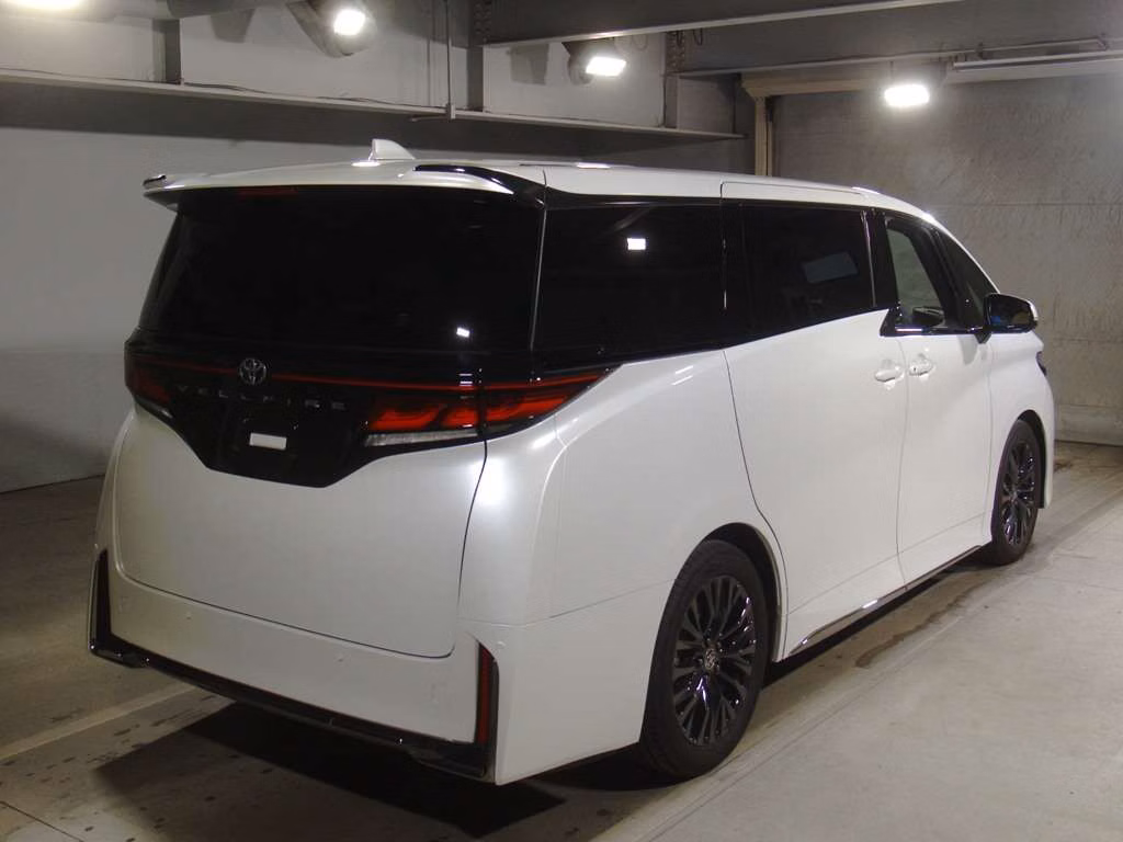 TOYOTA VELLFIRE