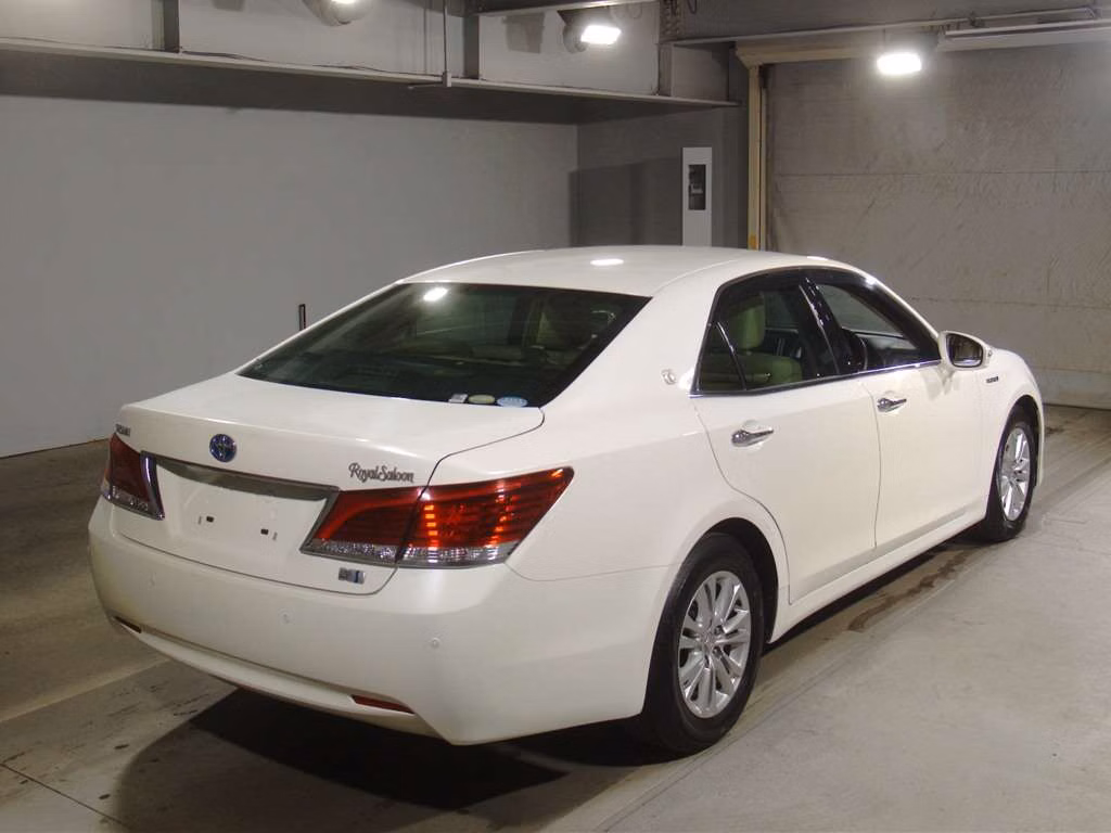 TOYOTA CROWN