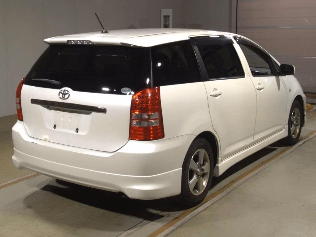 TOYOTA WISH