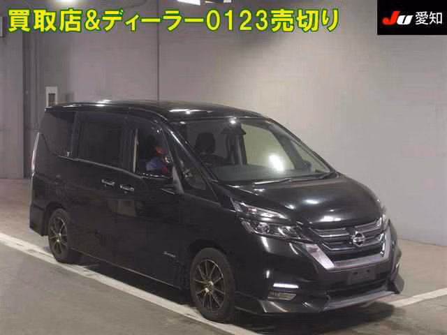 NISSAN SERENA