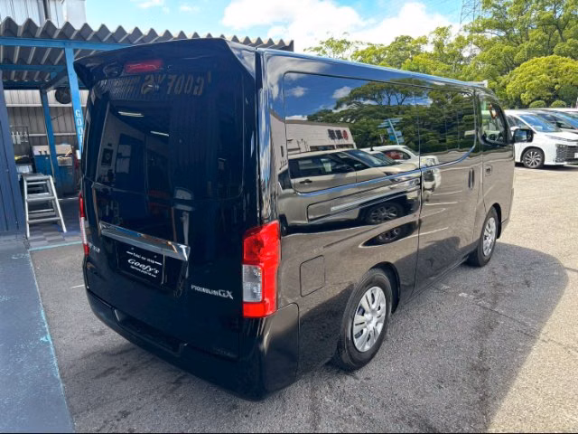 NISSAN NV350 CARAVAN
