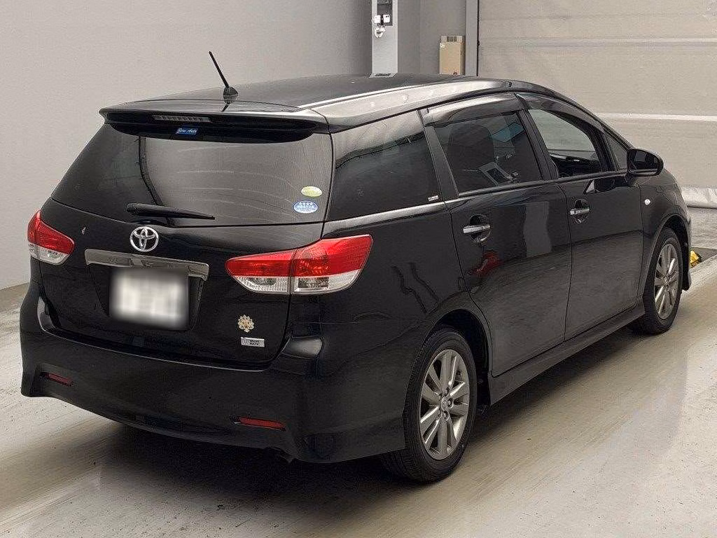 TOYOTA WISH