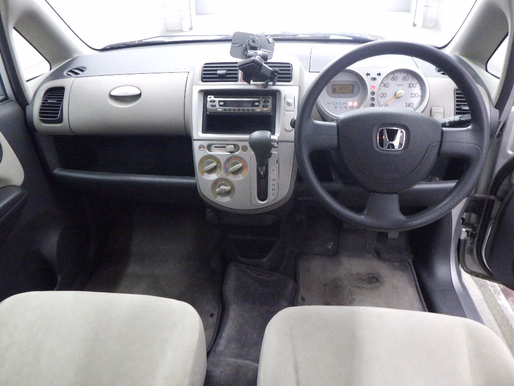HONDA LIFE