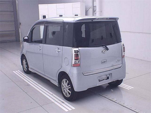 DAIHATSU TANTO EXE